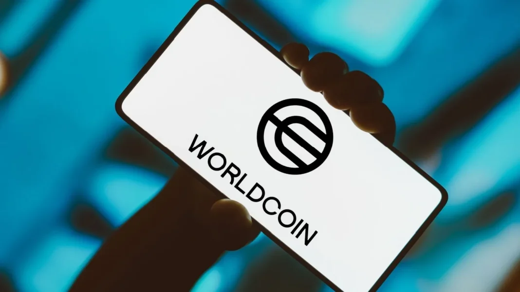 worldcoin-wld-logo-smartphone-gID_7 Worldcoin